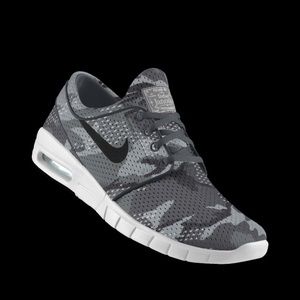Stafan Janoski Camo Nike’s Woman’s 10